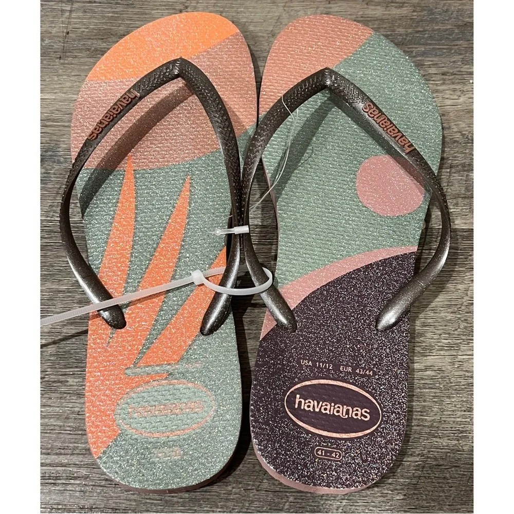 Havaianas size 11